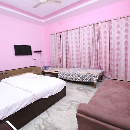 The Karnal Resort Екстериор снимка