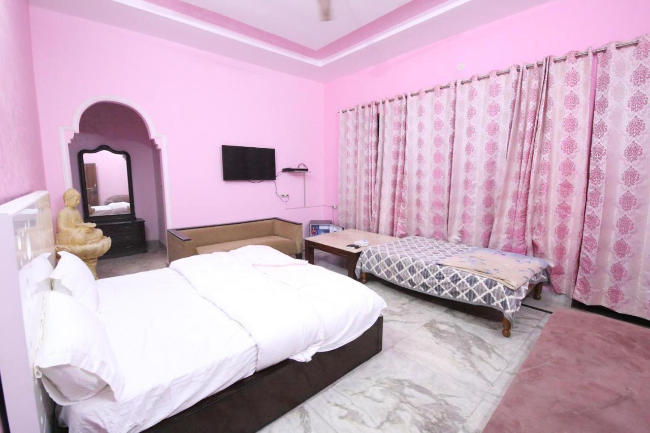 The Karnal Resort Екстериор снимка