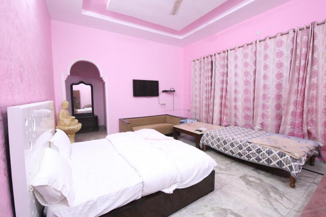 The Karnal Resort Екстериор снимка